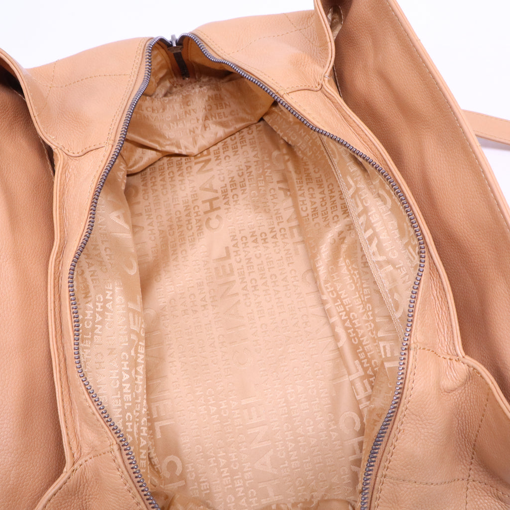 Caviar Square Stitched Tote Beige B20944