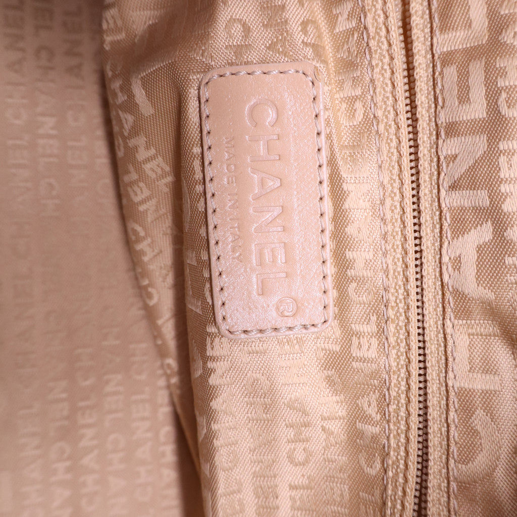 Caviar Square Stitched Tote Beige B20944