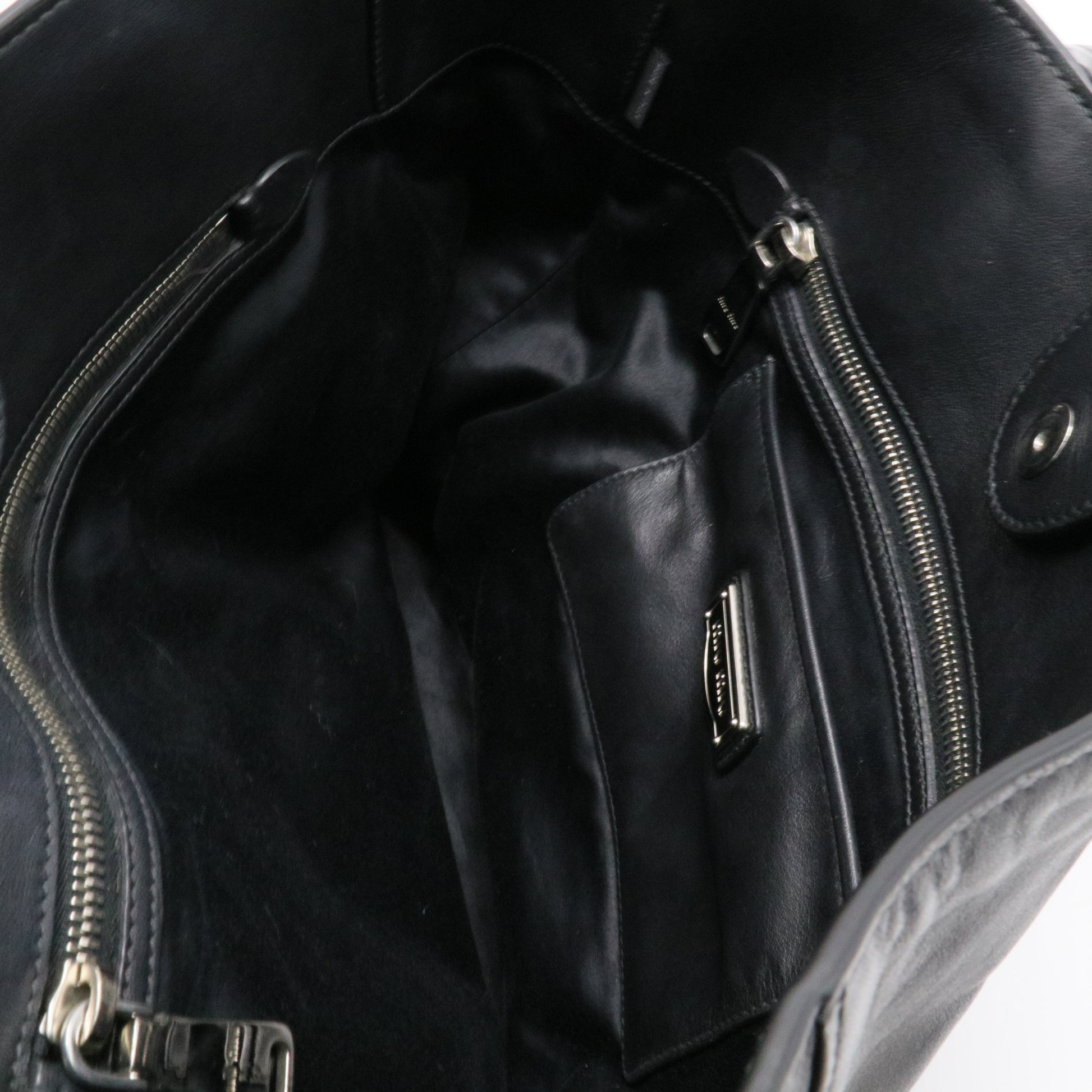Logo Open Tote Leather Medium