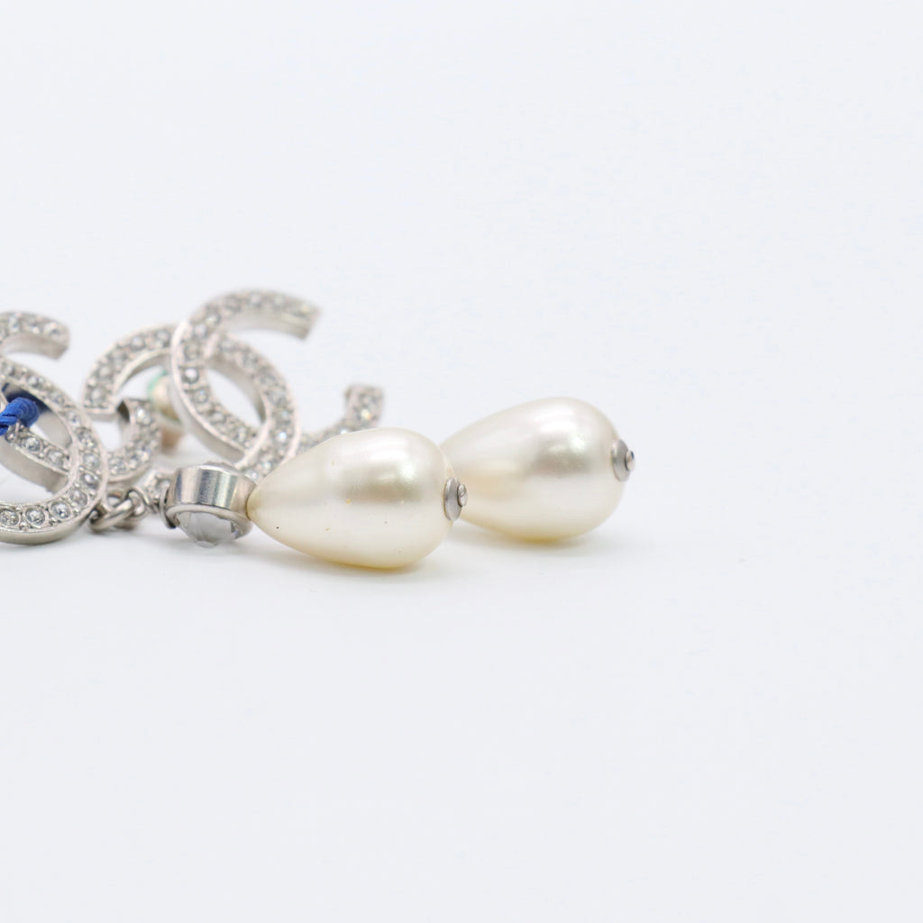 Faux Pearl & Strass CC Drop Earrings Twins