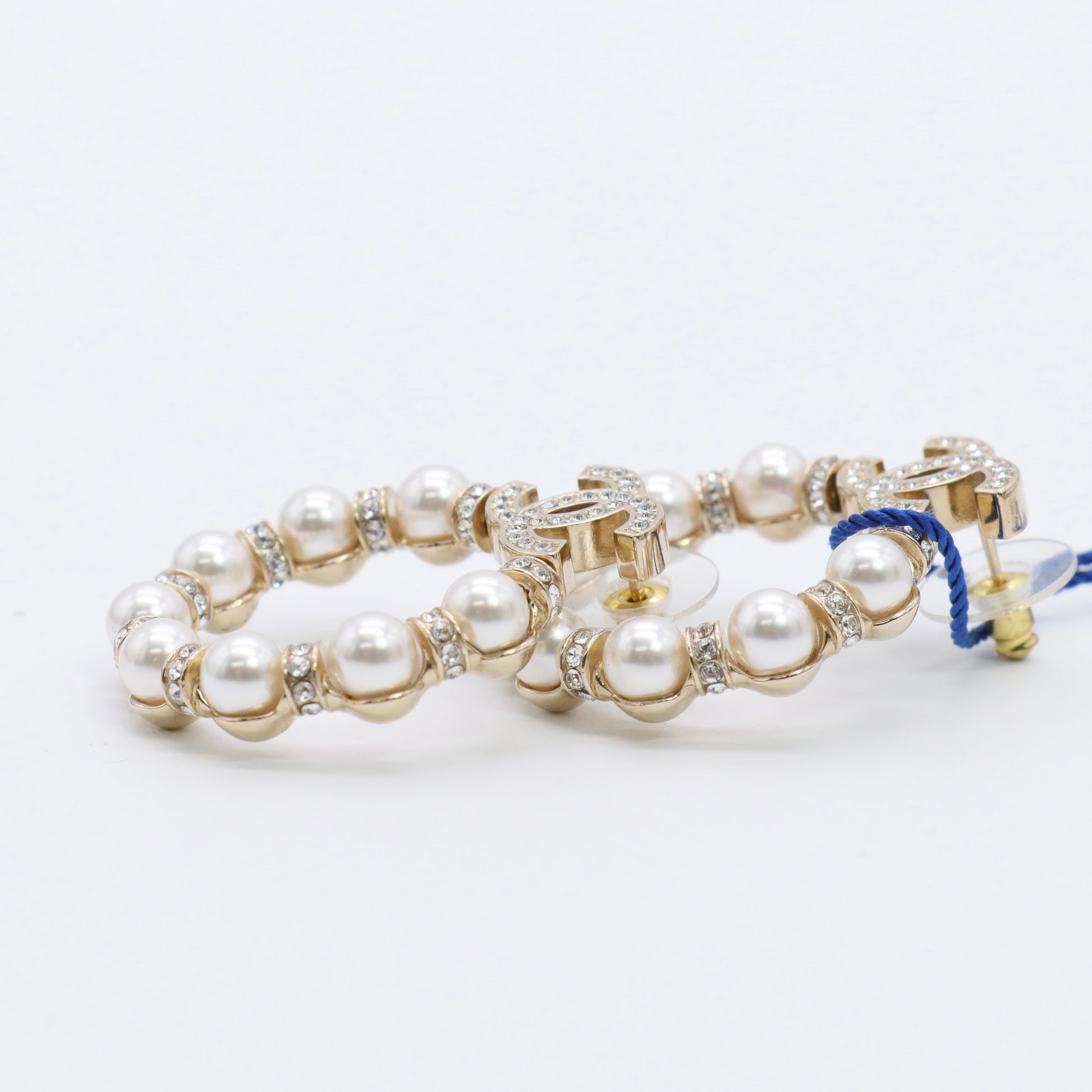 Pearl Crystal Nefertiti CC Drop Earrings Gold twins