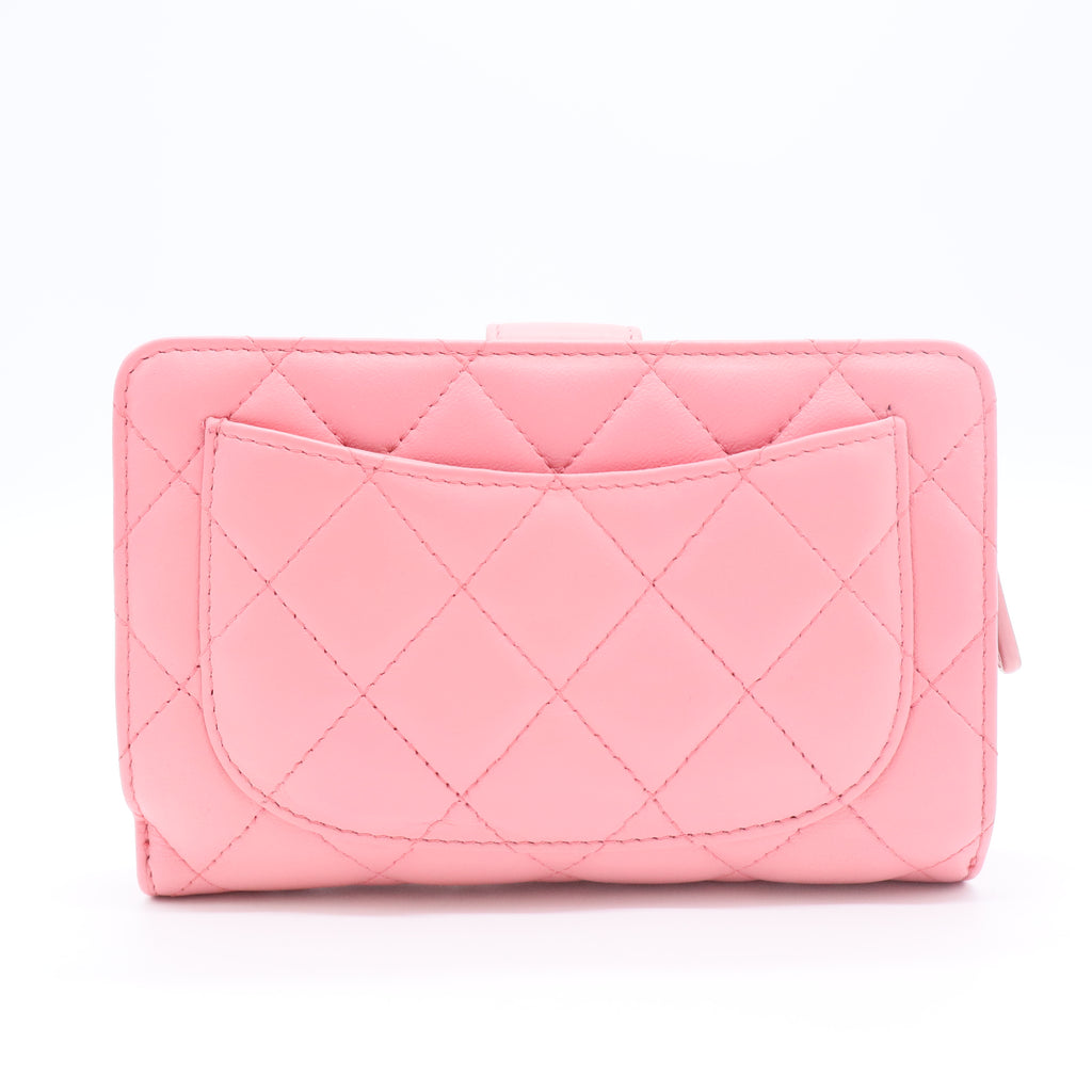 Caviar Quilted Zipped Pocket Wallet Pink