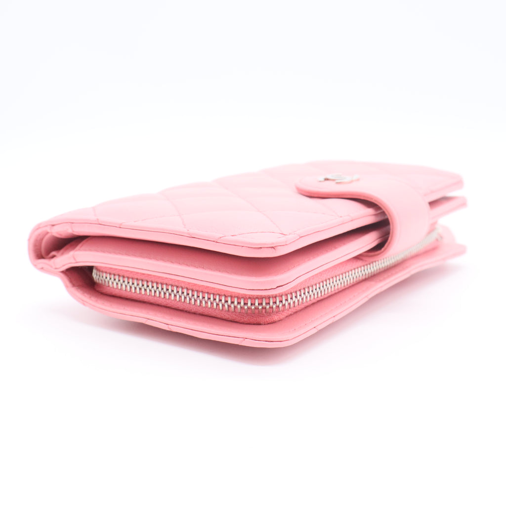 Caviar Quilted Zipped Pocket Wallet Pink