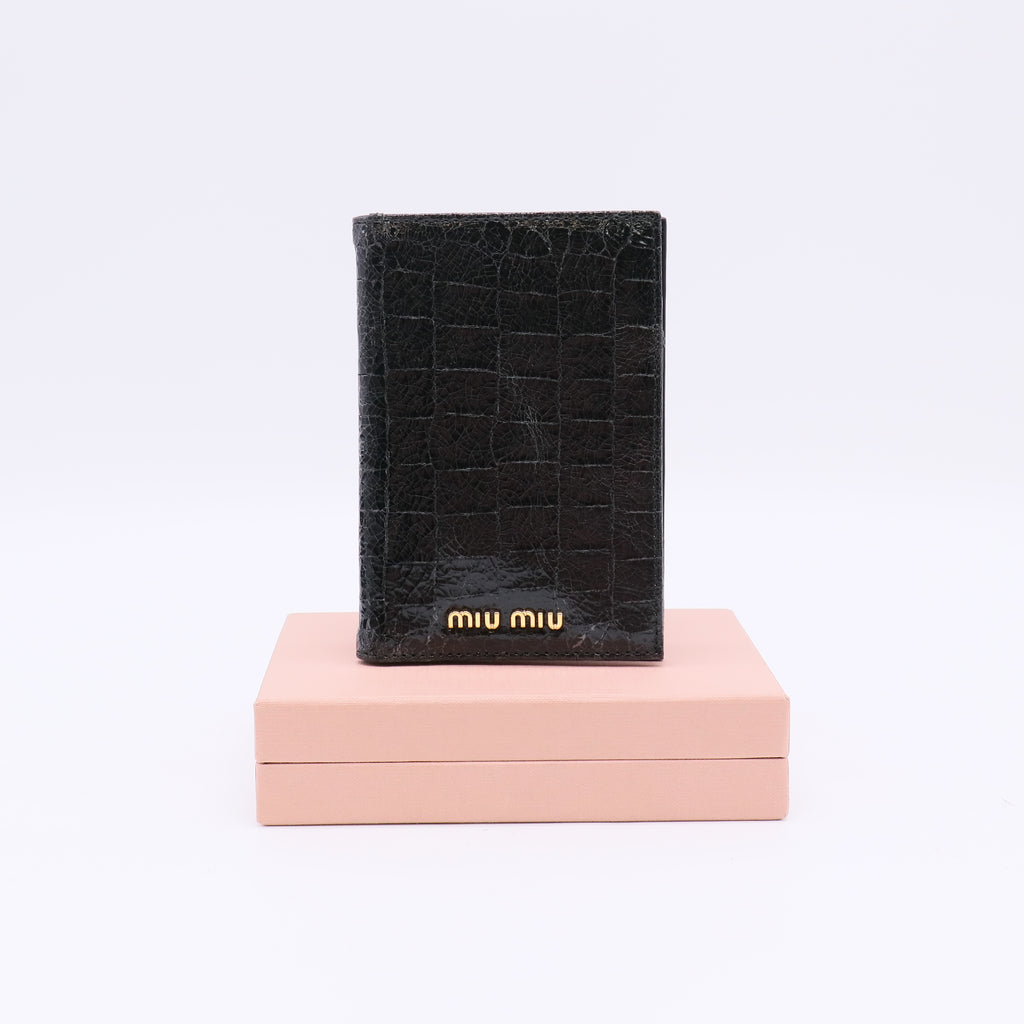 Embossed Passport Holder W22573