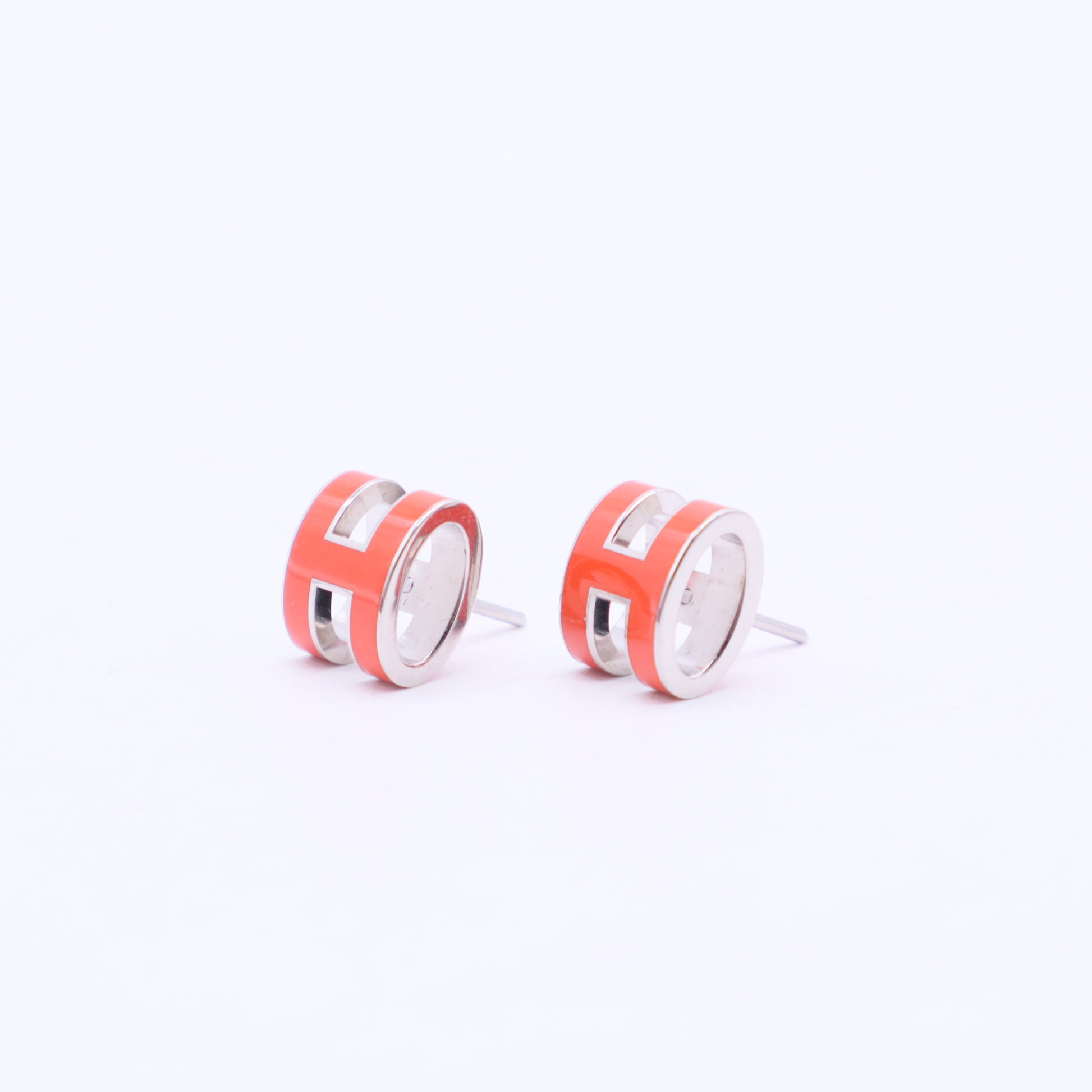 Mini Pop H Stud Earrings W20307