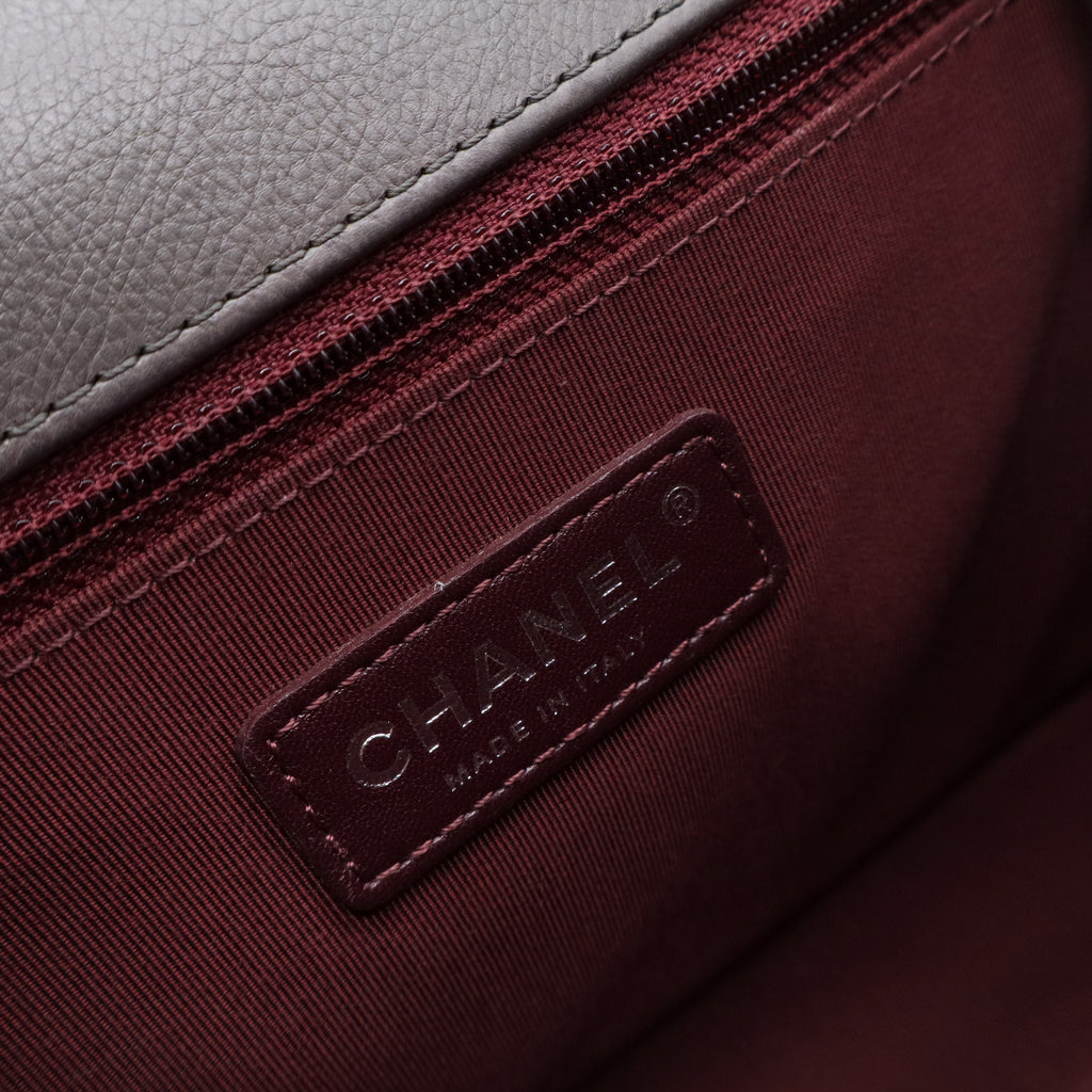 Calfskin Double Stitch New Medium Boy Flap Grey