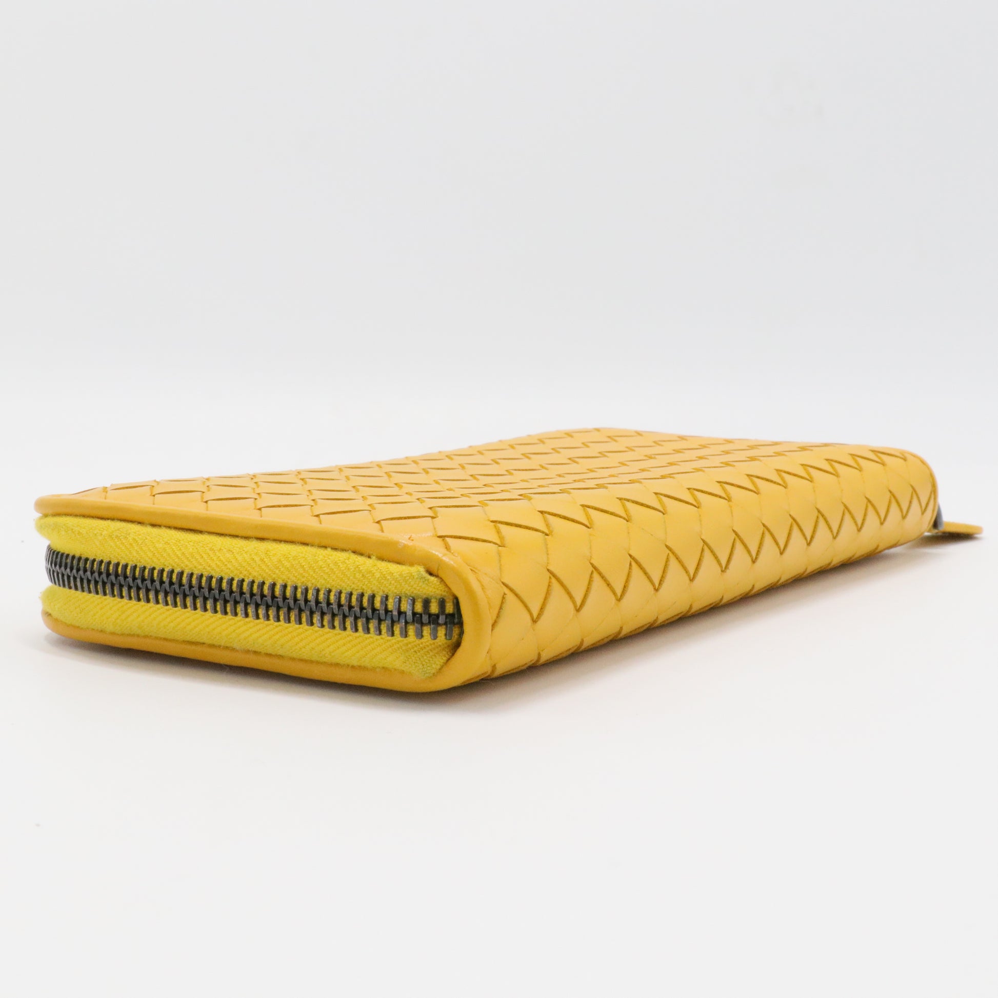 Intrecciato Weave Leather Wallet