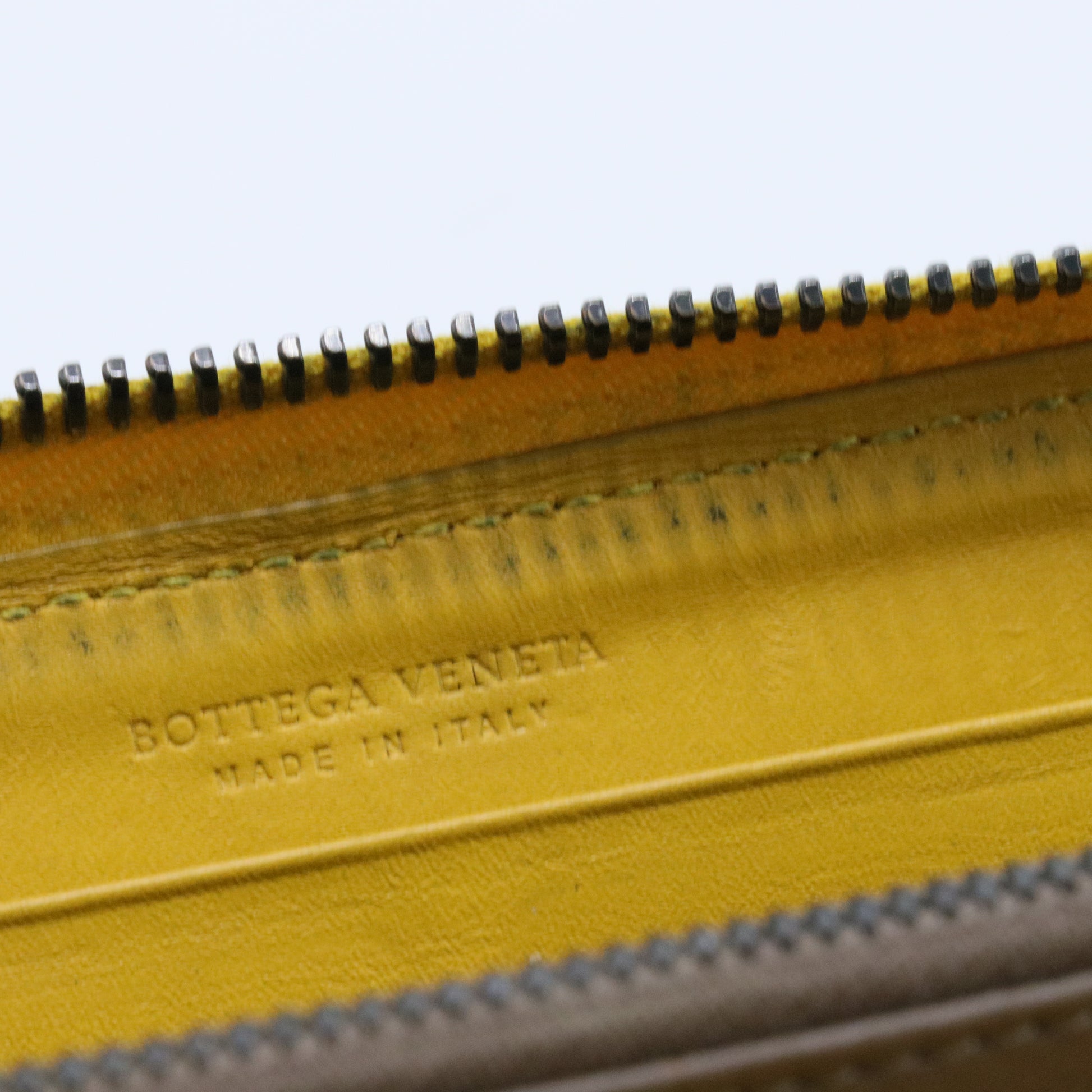 Intrecciato Weave Leather Wallet
