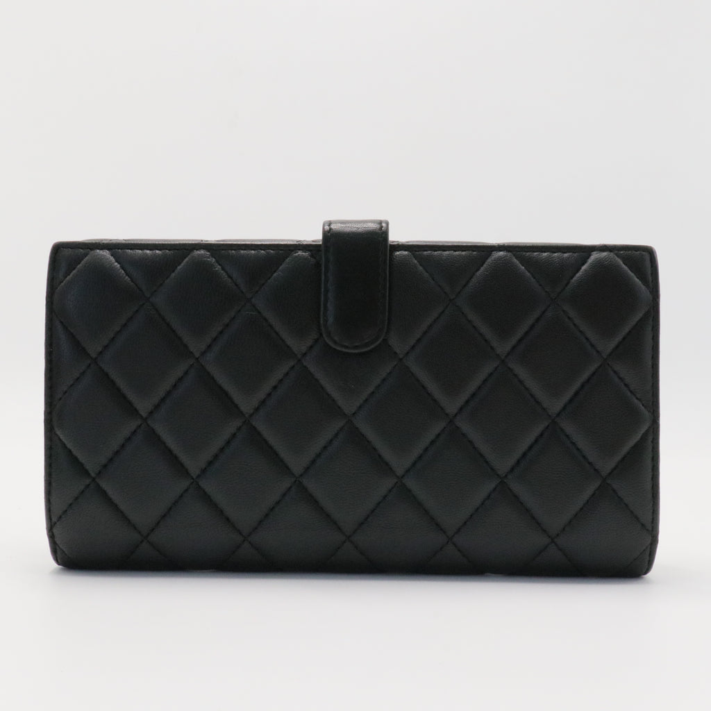 CC Gusset Flap Wallet Quilted Caviar Long-Twins