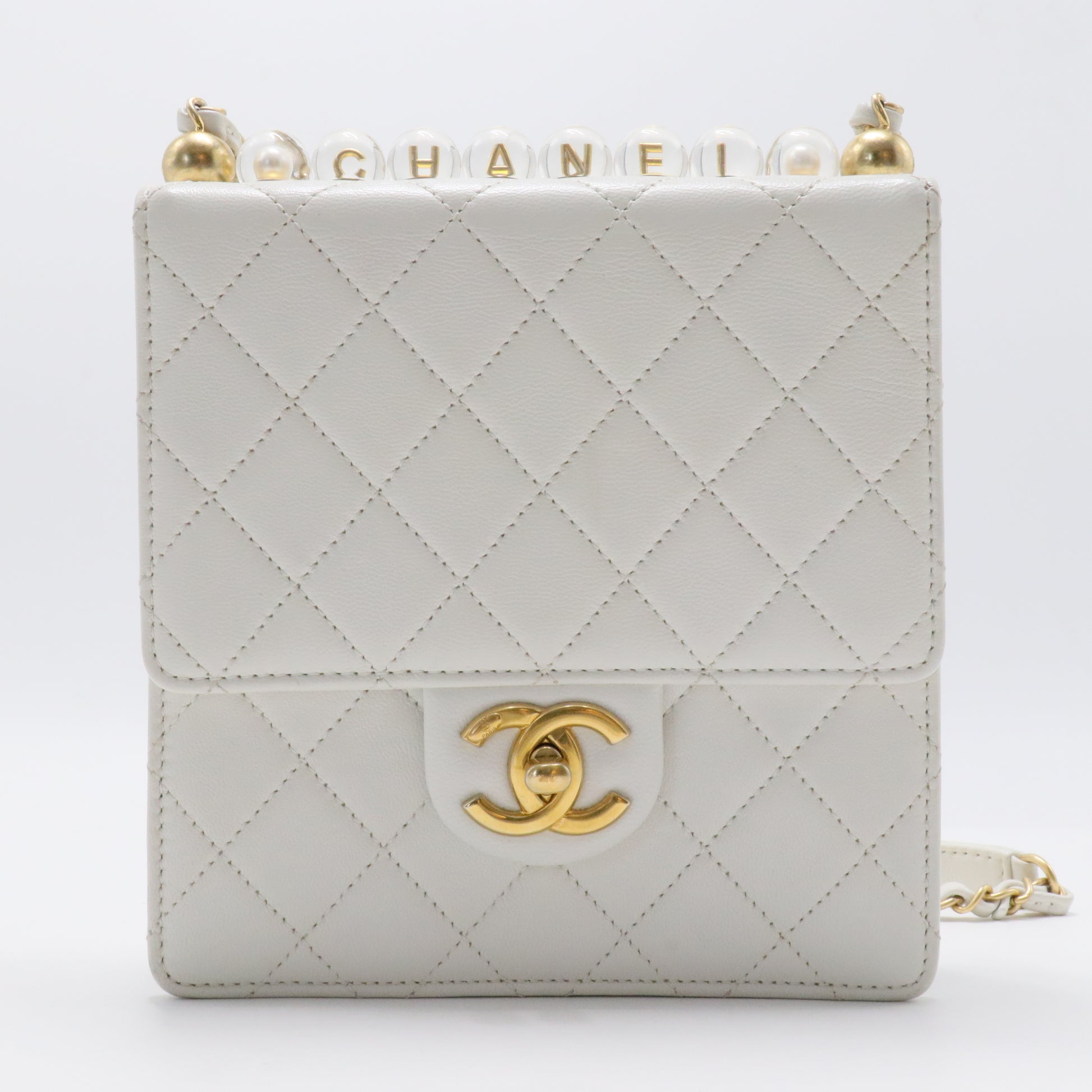 Chic Pearls Flap Bag Quilted Lambskin Mini