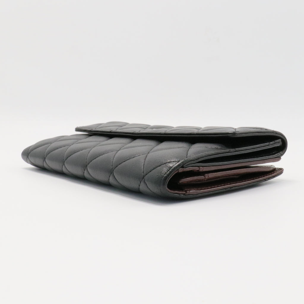 CC Gusset Flap Wallet Quilted Caviar Long-Twins