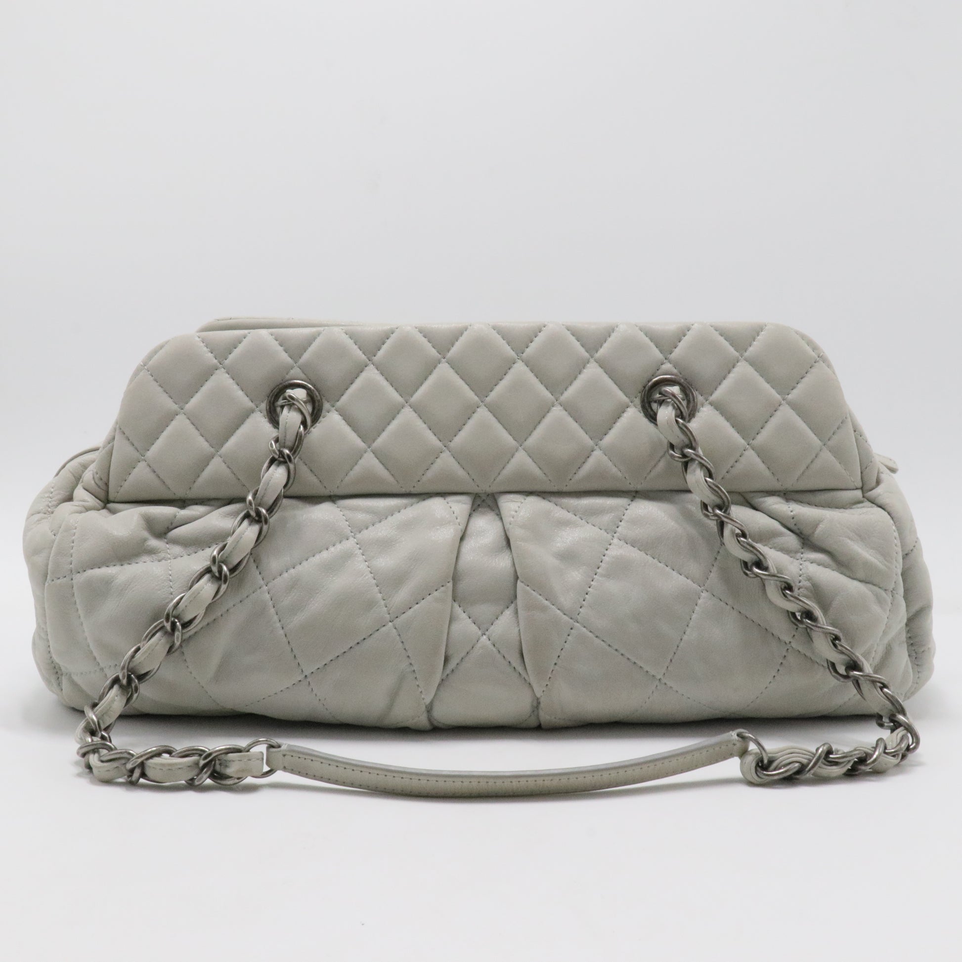 Chic Quilt Bowling Bag Quilted Iridescent Calfskin