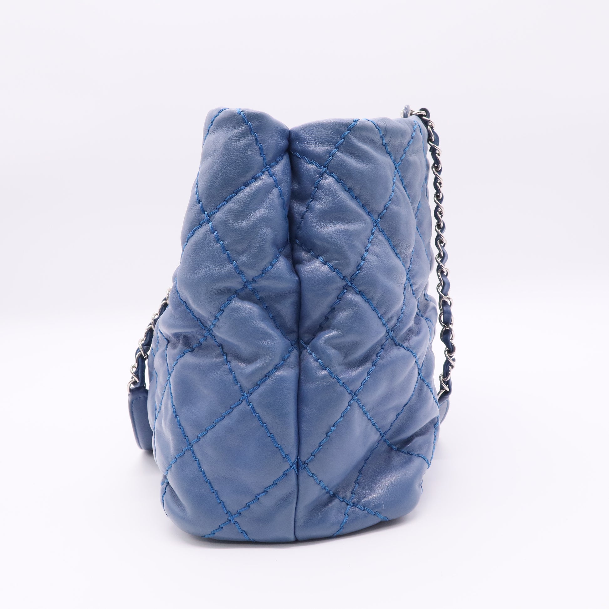 Chanel Ultimate Stitch Zip Tote Quilted Leather Large Twins