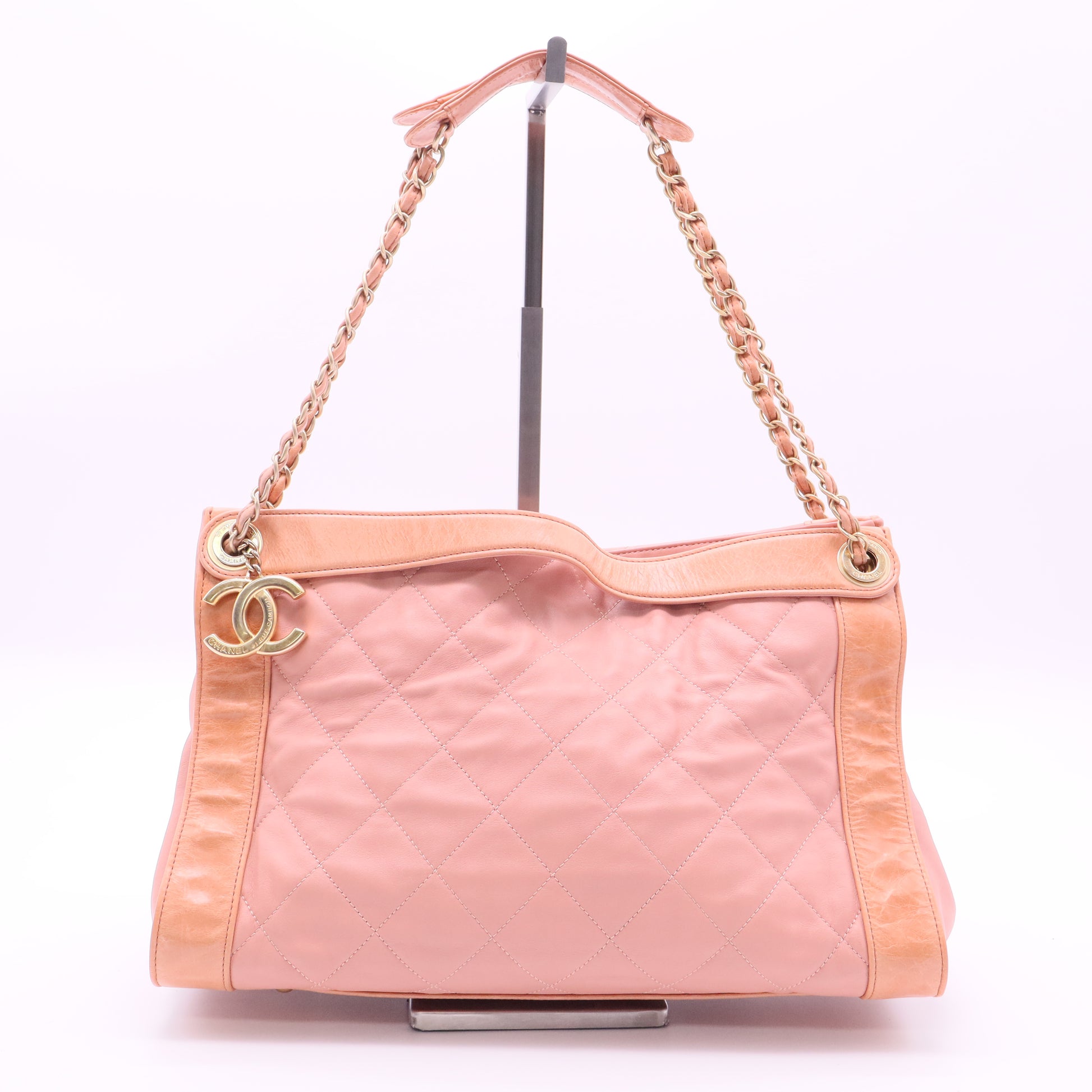 In the Mix Charm Tote Quilted Leather Medium