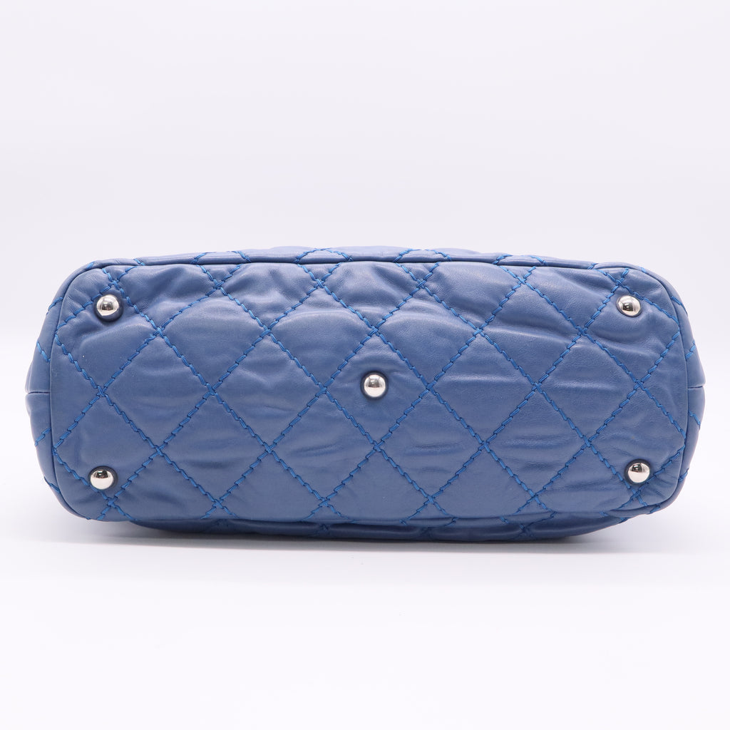 Chanel Ultimate Stitch Zip Tote Quilted Leather Large Twins