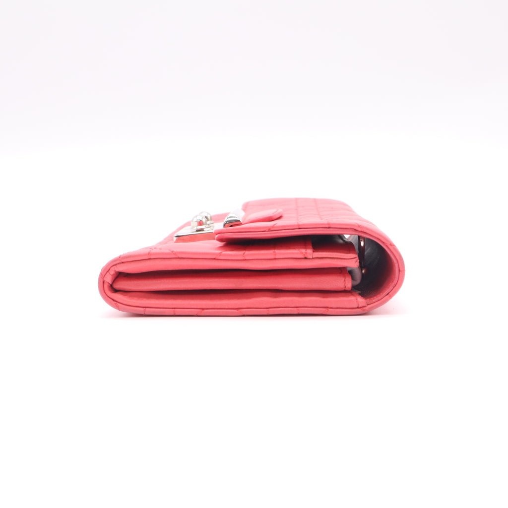Coral Miss Dior Promenade Continental Wallet W22607