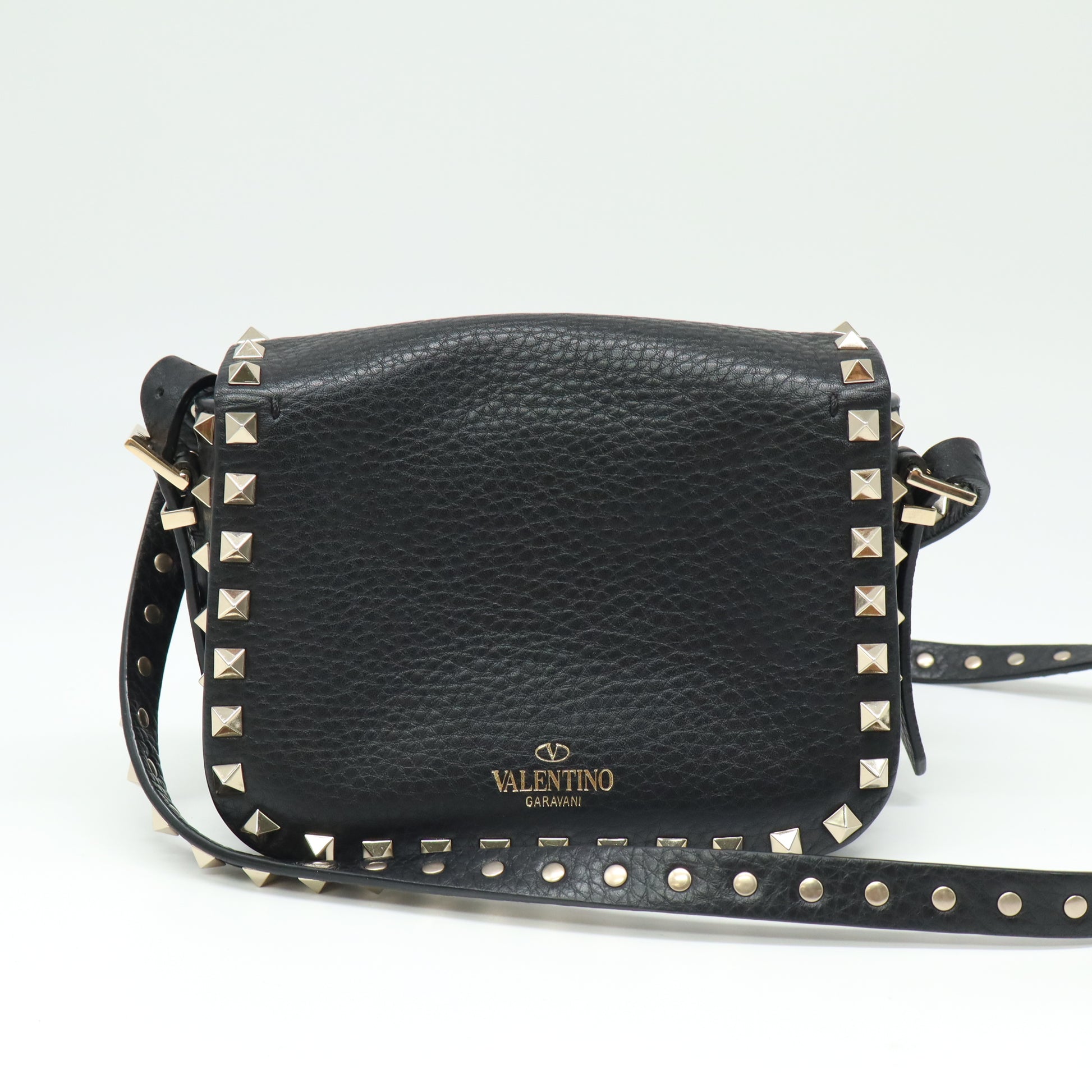 Rockstud Crossbody Bag B22016
