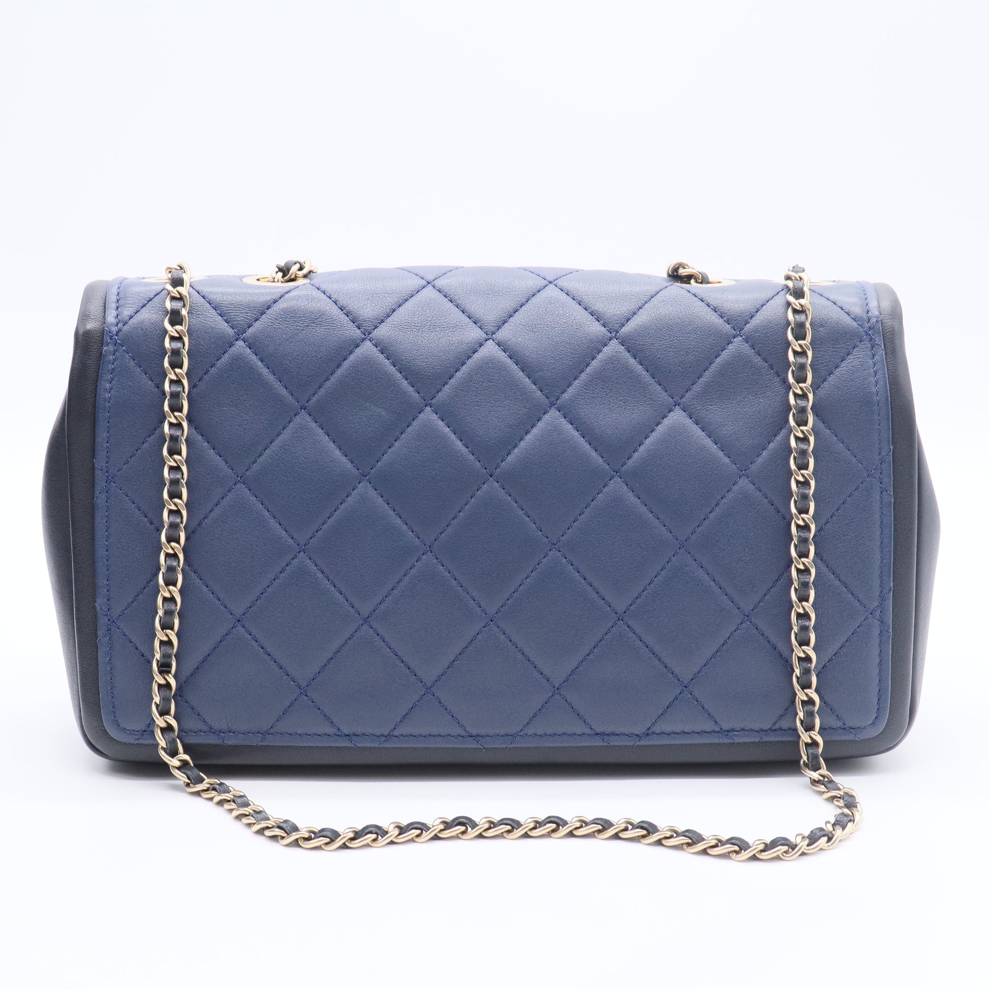 Lambskin Quilted Medium Graphic Flap Navy Black