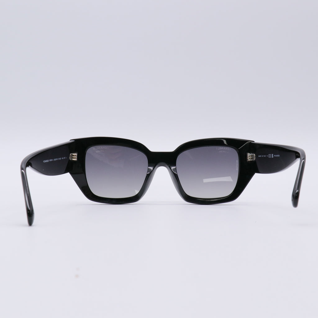 Interlocking CC Logo Square Sunglasses twins