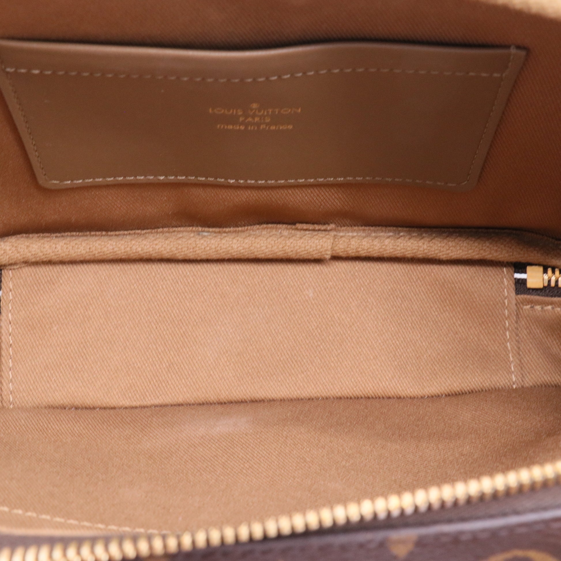 Louis Vuitton Utility Crossbody Bag Monogram Canvas LDJ2202 Twins