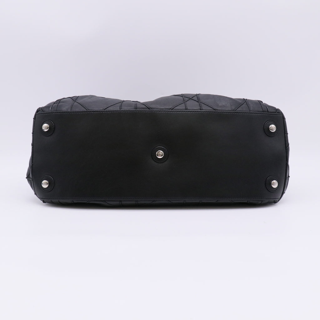 Black Leather Quilted Cannage Le Trente Bag B23239