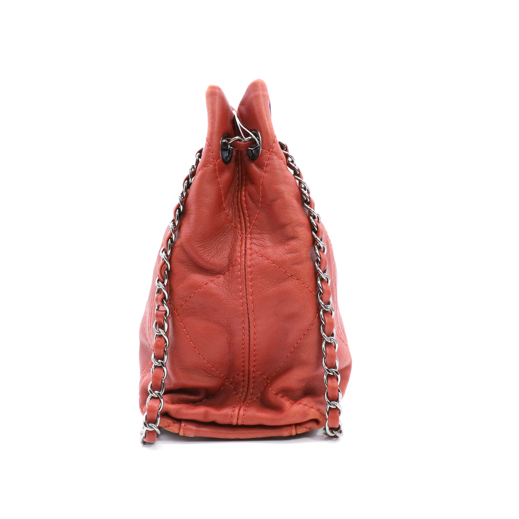 Lambskin Small Soft Touch Shoulder Bag red twins