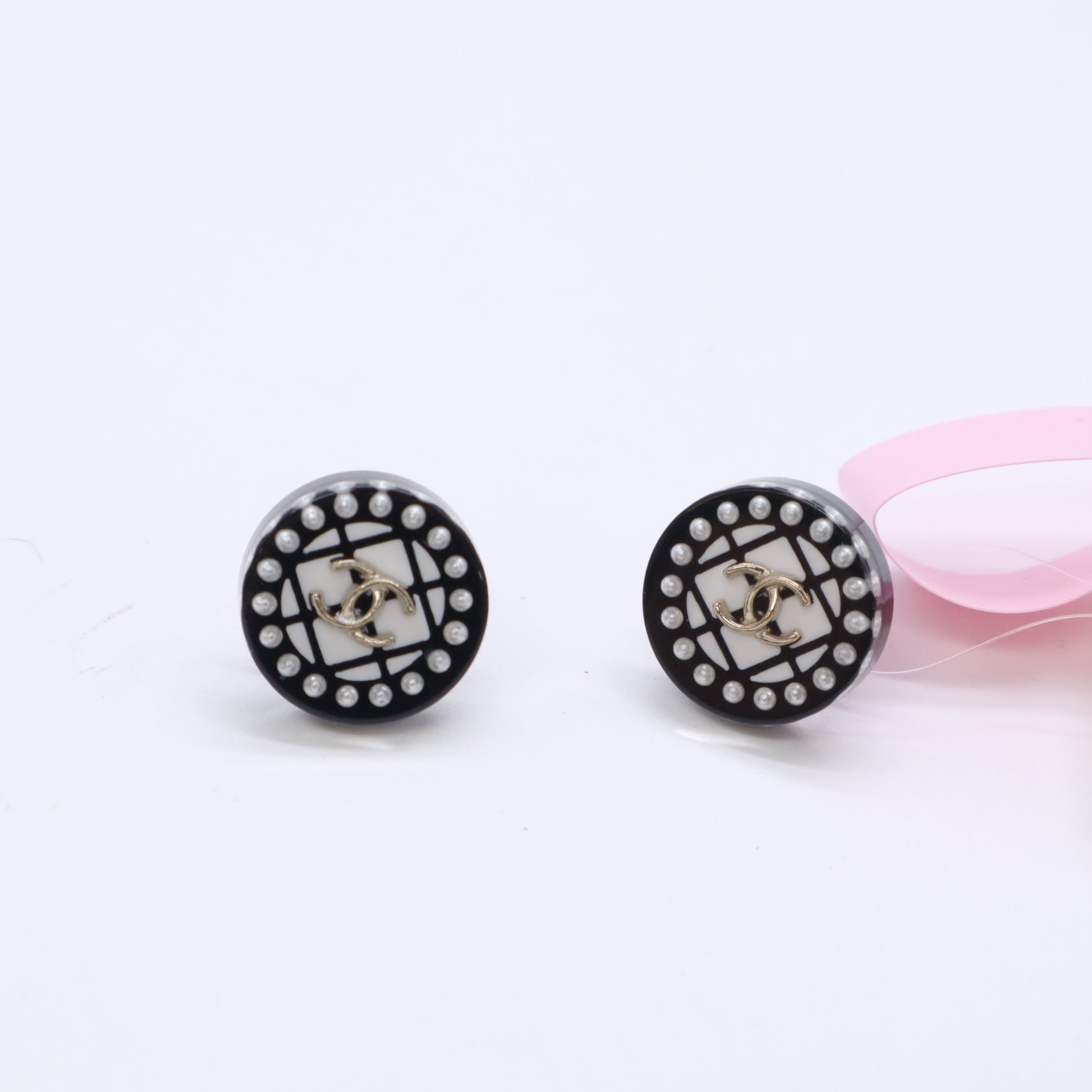 Chanel Resin CC Earrings in White and Black Twins LDJ5639