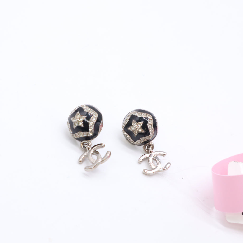 Chanel 2023 Enamel Star CC Drop Earrings Twins LDJ5626