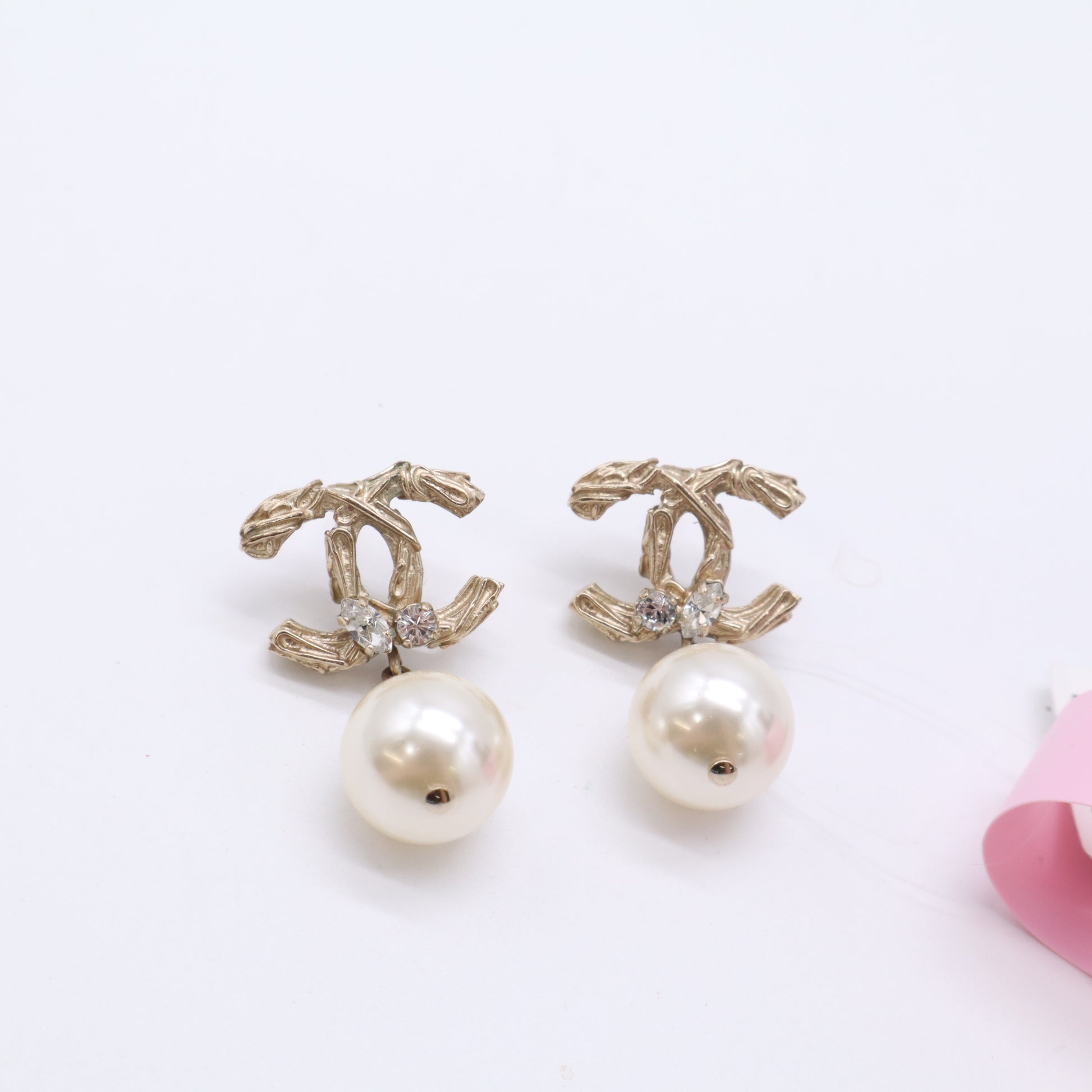 Chanel Gold-Plated Faux Textured CC Drop Earrings Twins LDJ5629
