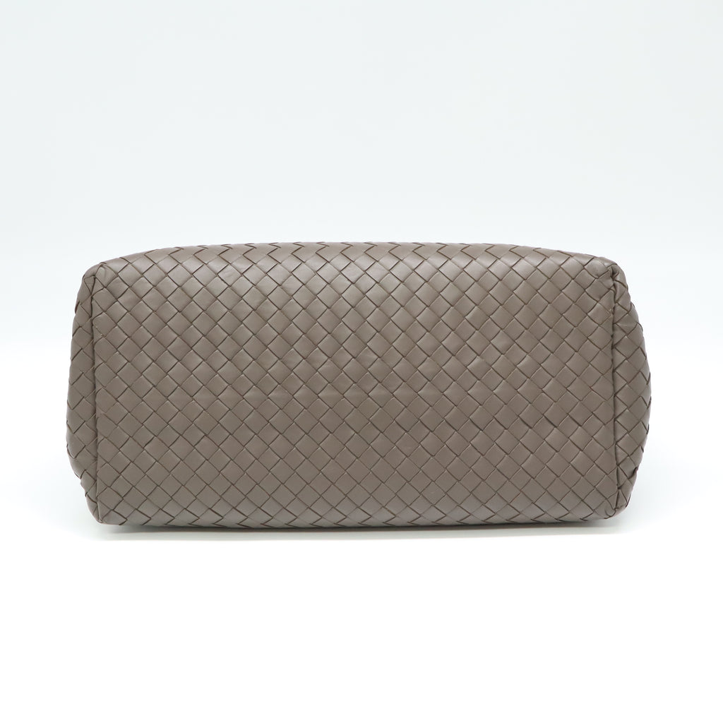 Bottega Veneta Intrecciato Roma Medium B22383