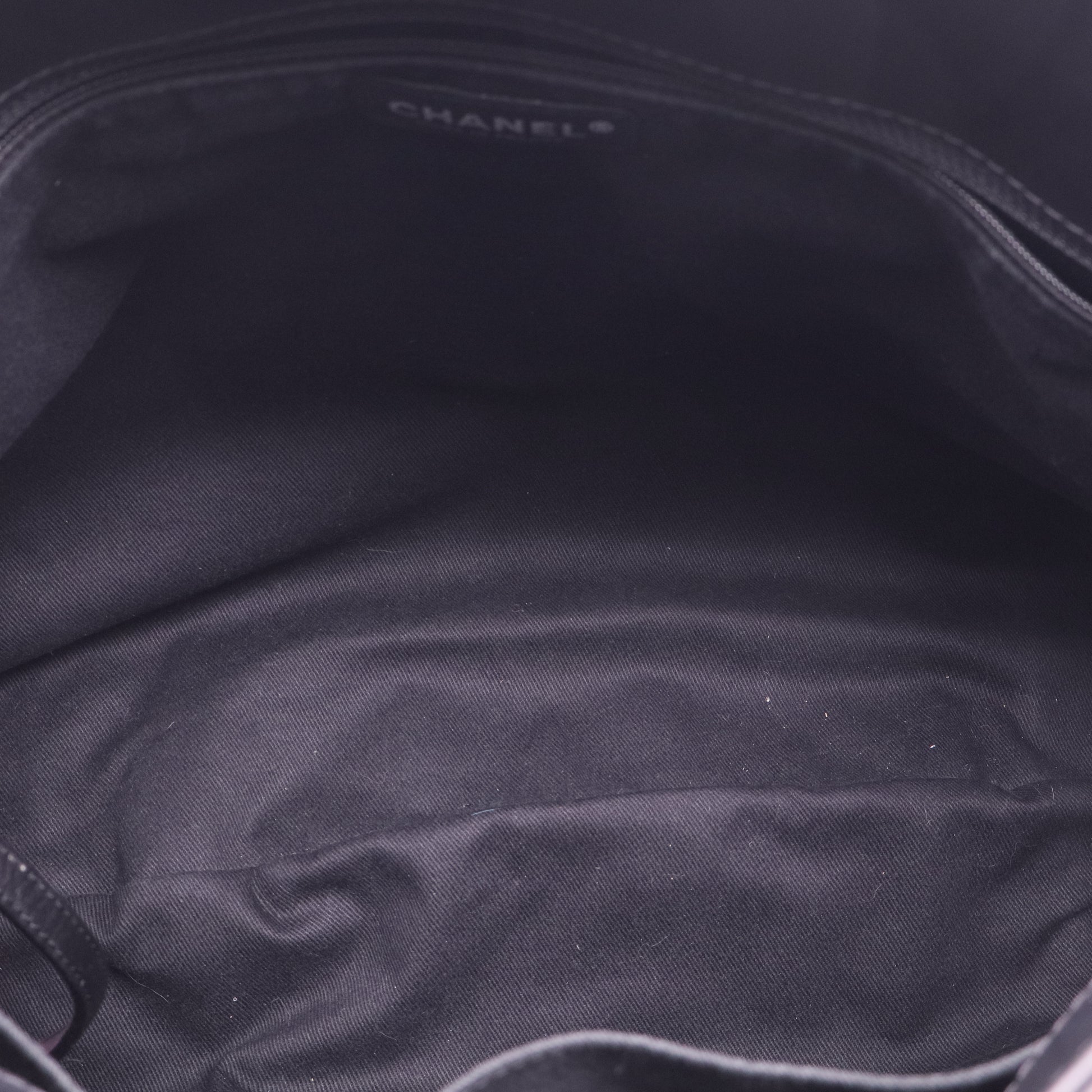 Double Stitch Quilted Leather Hampton Shoulder Bag twins