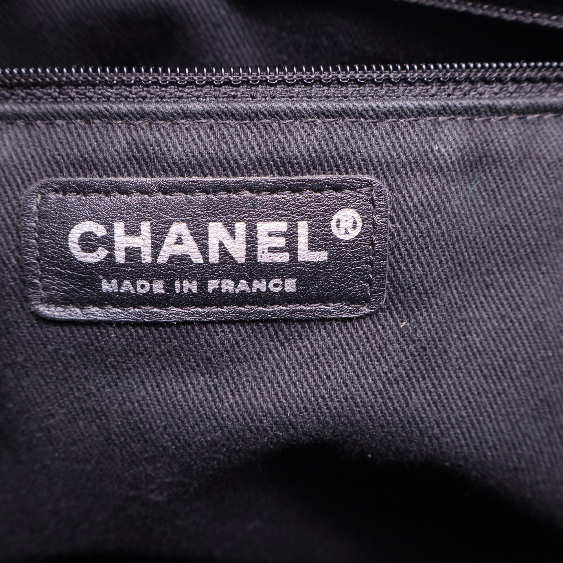 Double Stitch Quilted Leather Hampton Shoulder Bag twins