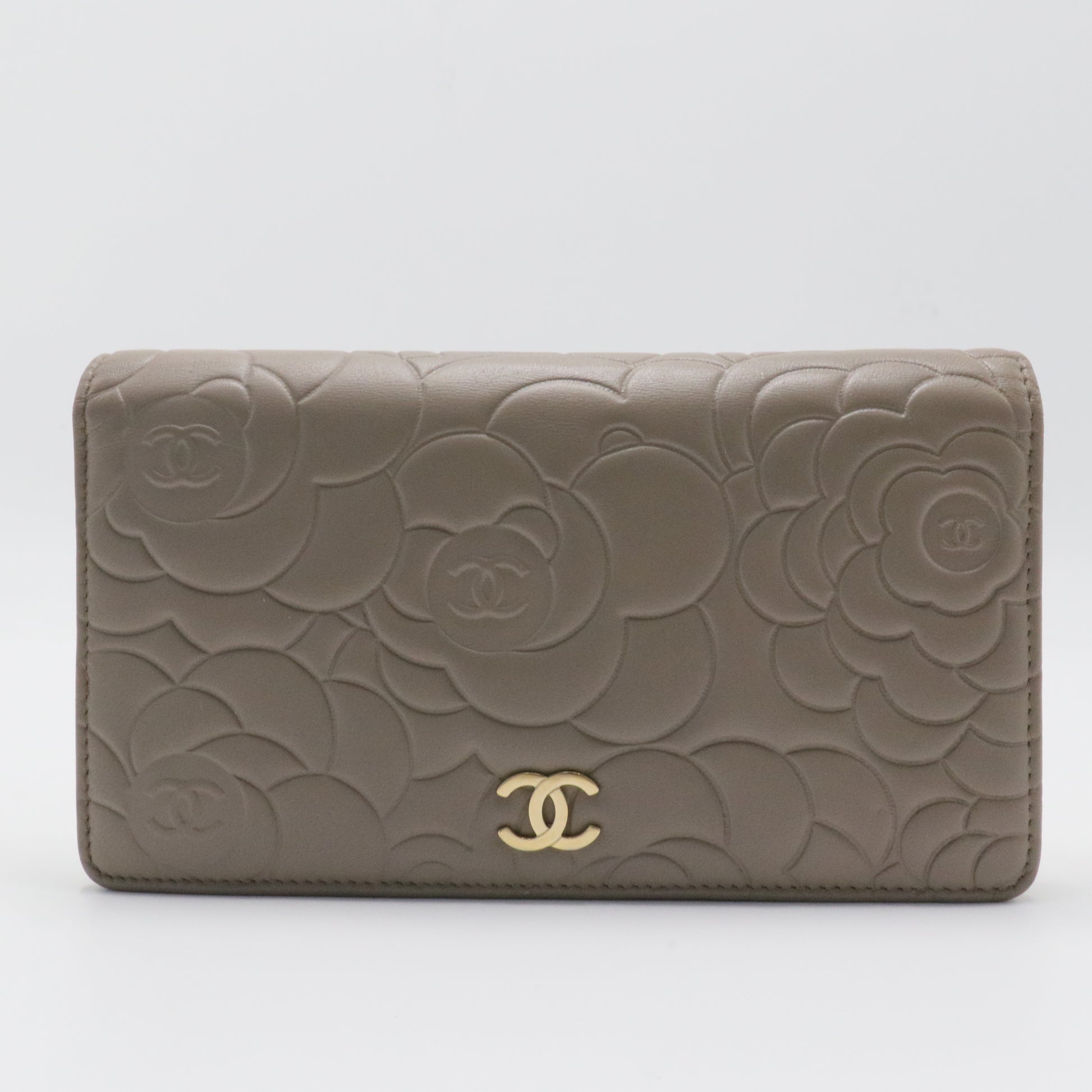 L-Yen Wallet Camellia Leather