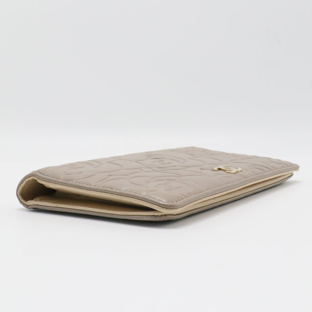 L-Yen Wallet Camellia Leather
