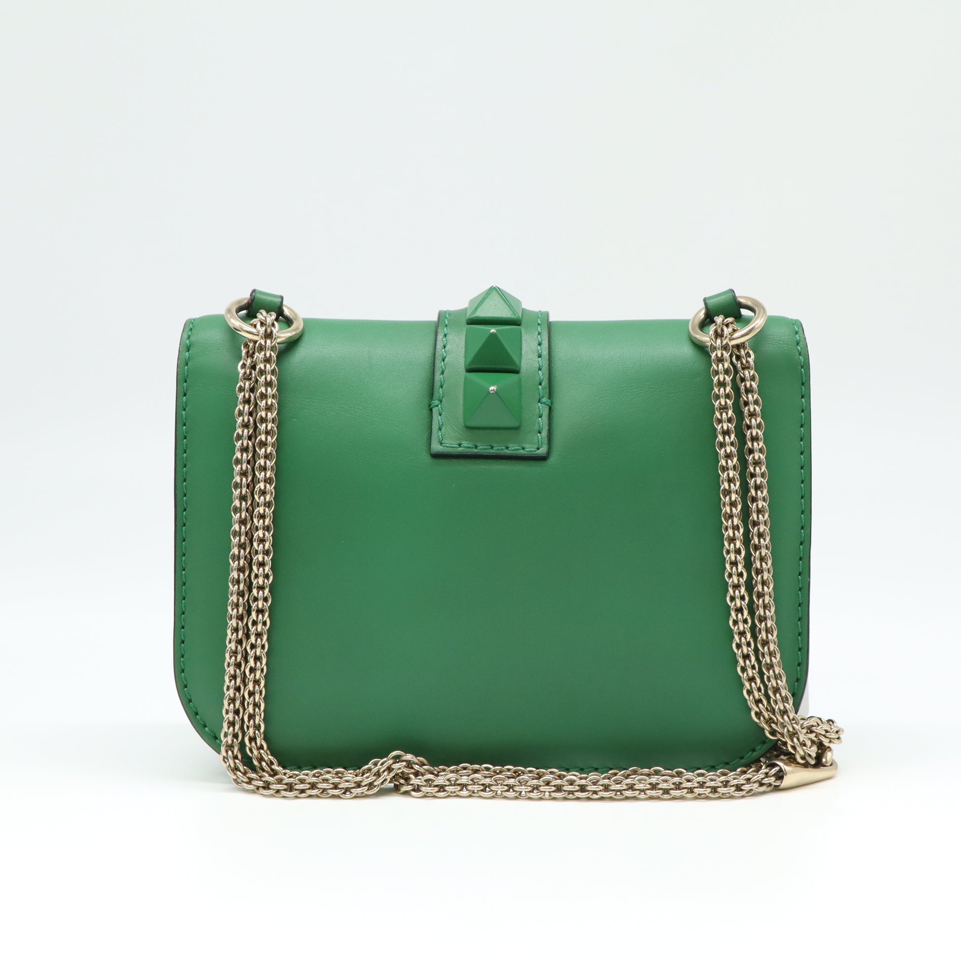 Valentino Garavani Glam Lock Rockstud Flap Bag B22038