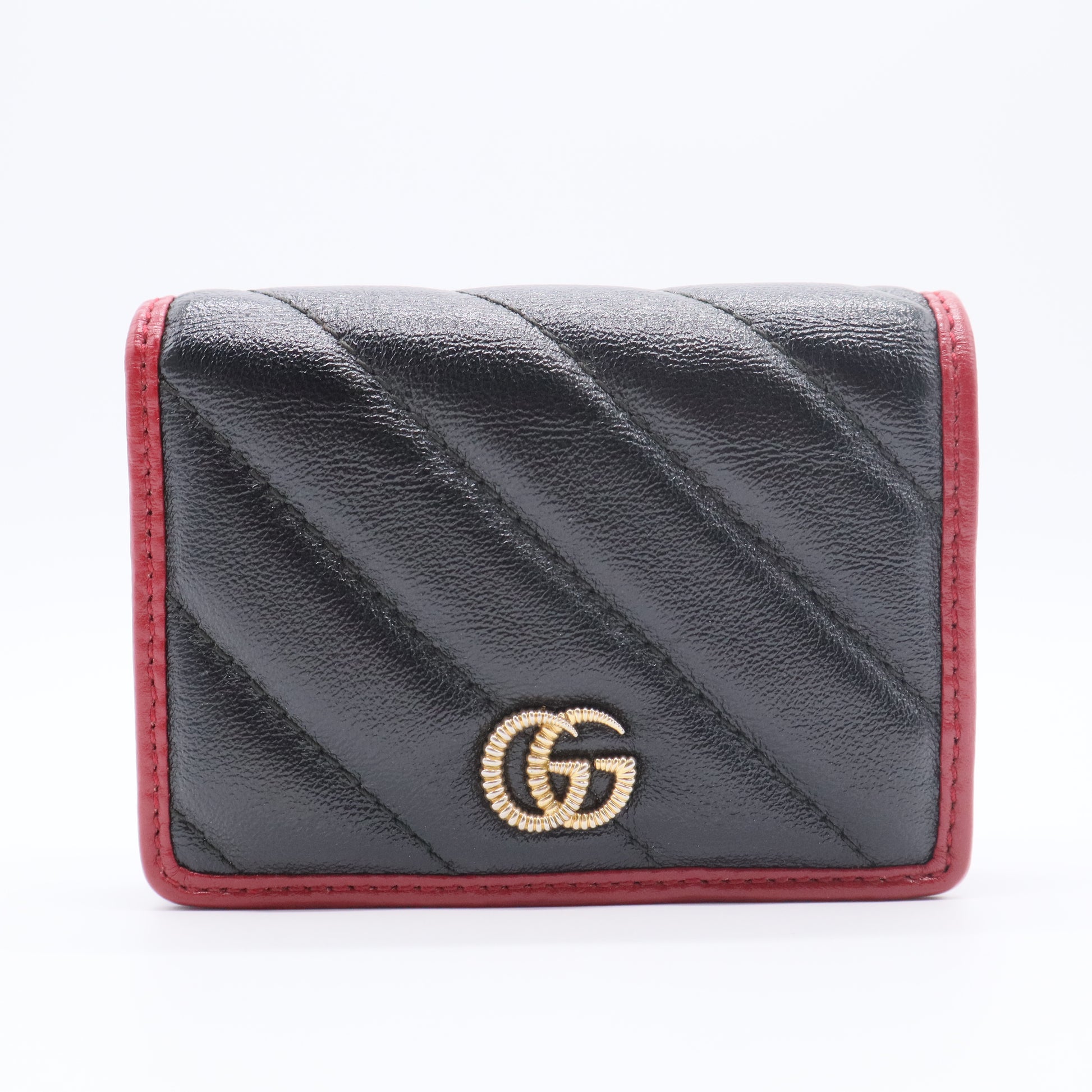 Vintage Effect Calfskin Matelasse Diagonal Torchon GG Marmont Card Case Wallet Black Romantic Cherry for Gisel