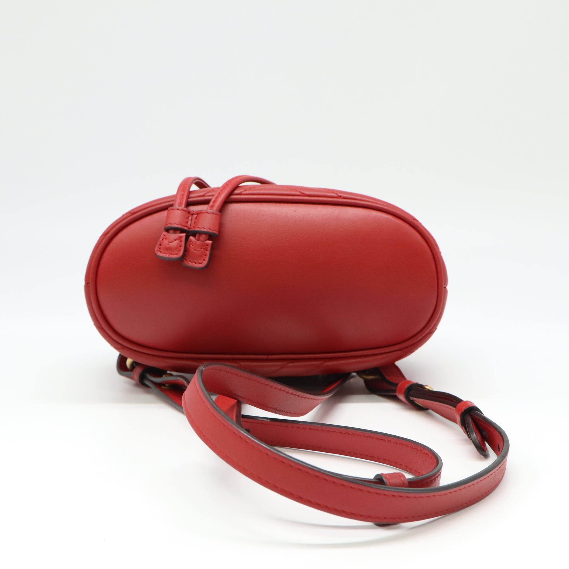 Gucci GG Marmont Matelassé Mini Backpack B22331