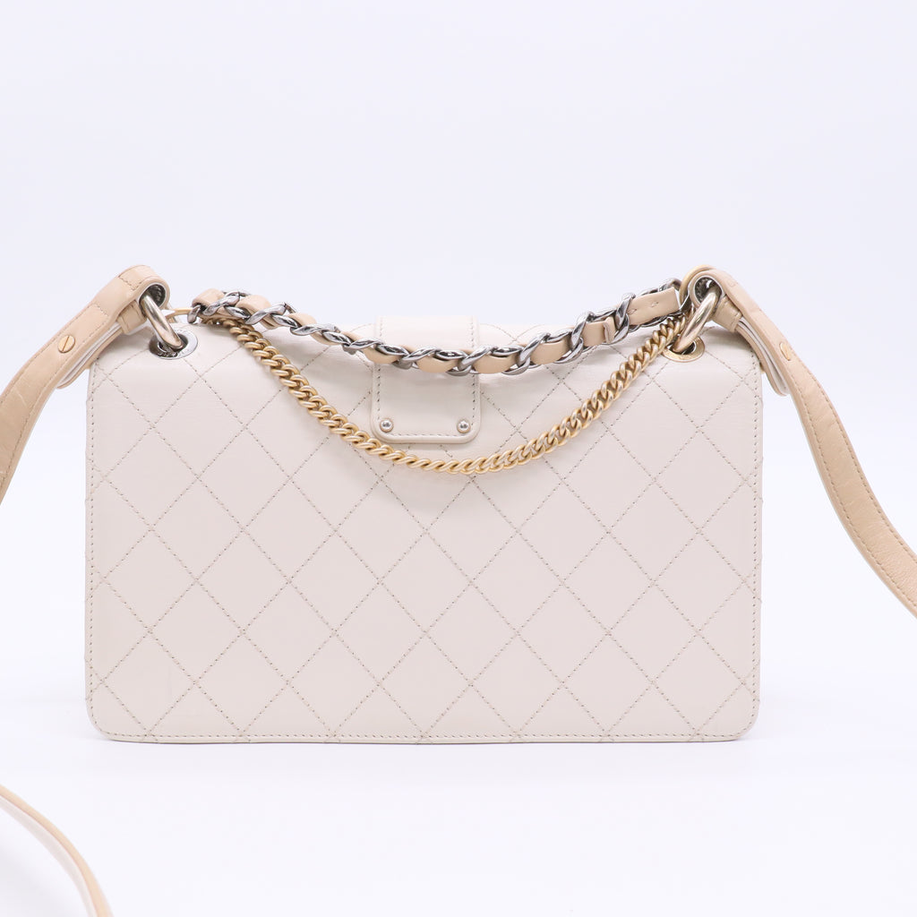 CC Chain Flap Shoulder Bag J2191 Twins
