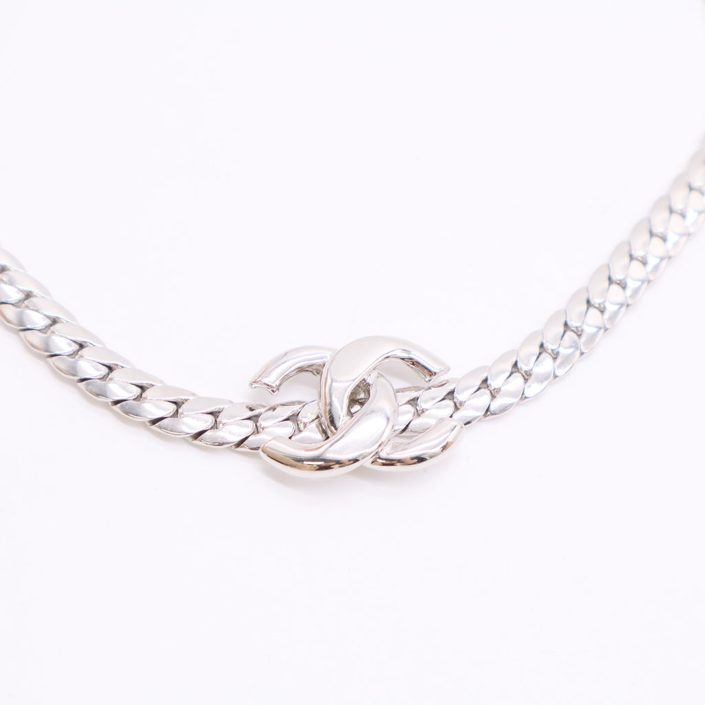 Chanel CC Medallion Chain Link Choker Necklace Metal Twins LDJ2848