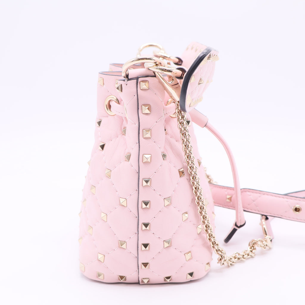 Rockstud Spike mini bucket bag