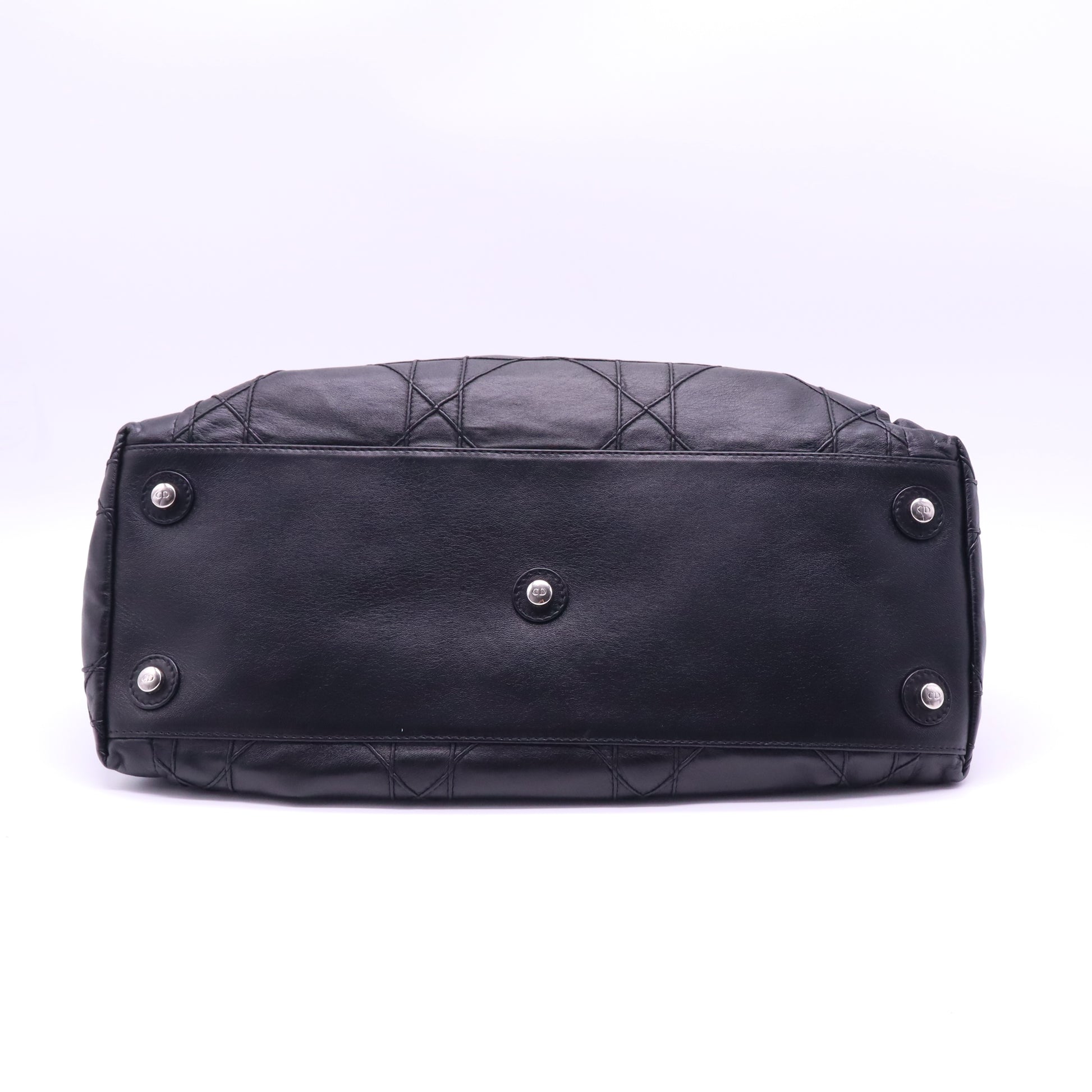 Black Leather Quilted Cannage Le Trente Bag B22248