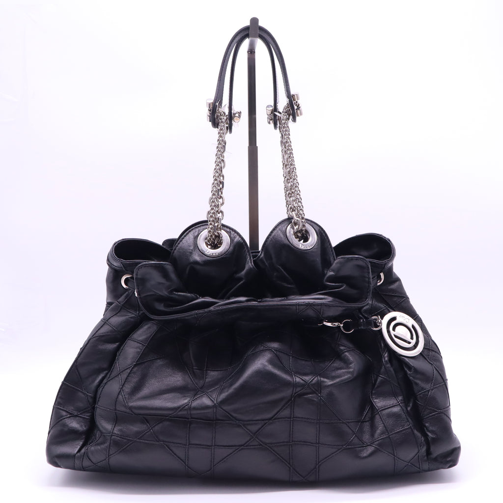 Black Leather Quilted Cannage Le Trente Bag B22248