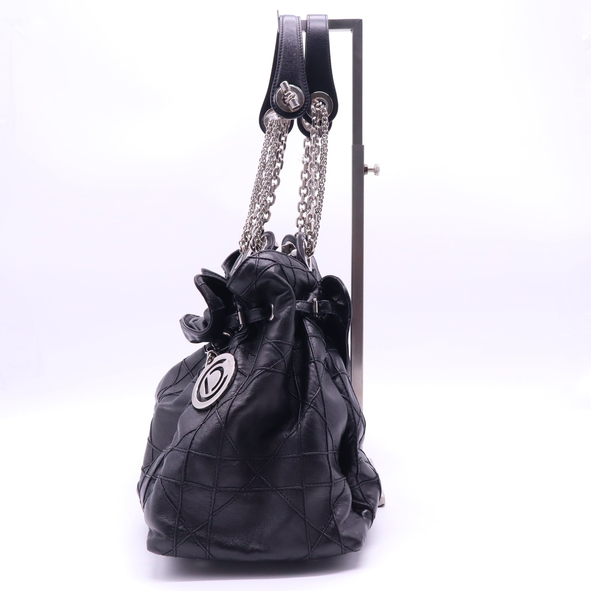 Black Leather Quilted Cannage Le Trente Bag B22248