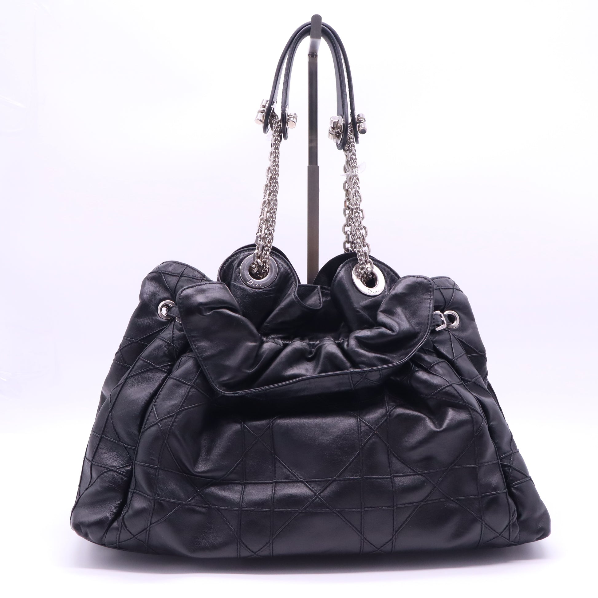 Black Leather Quilted Cannage Le Trente Bag B22248