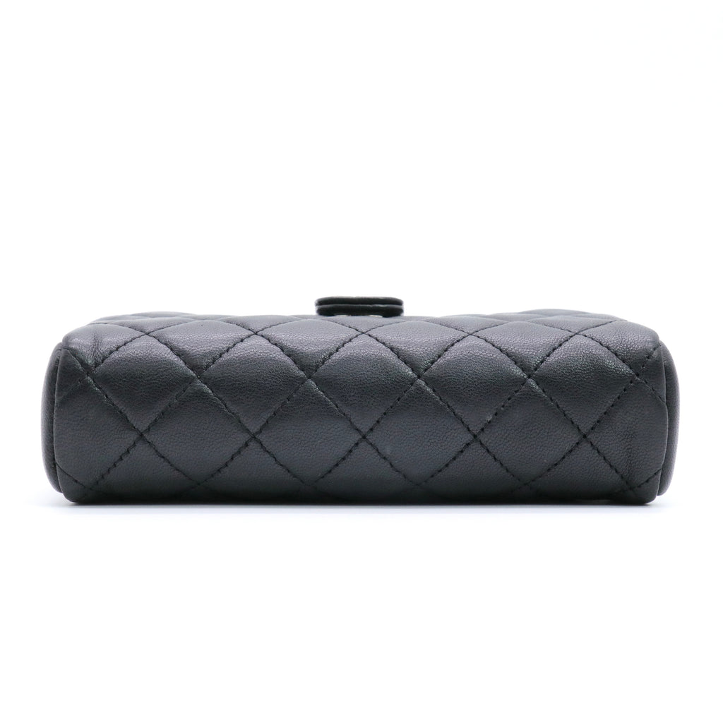 Black lambskin quilted O-Mini clutch twins