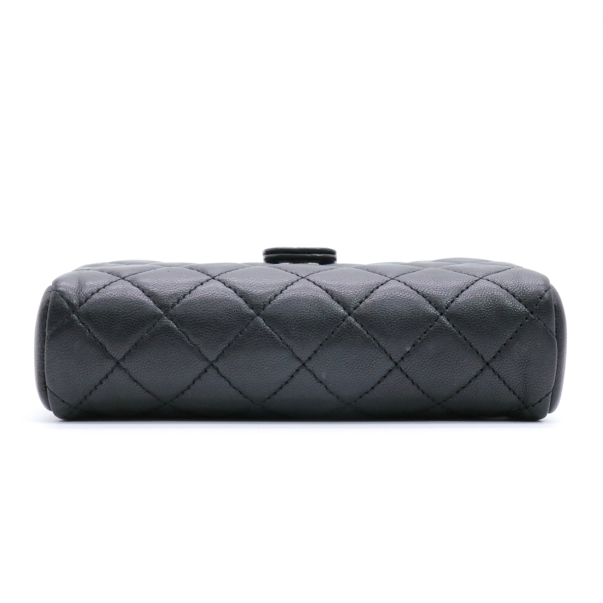 Black lambskin quilted O-Mini clutch twins