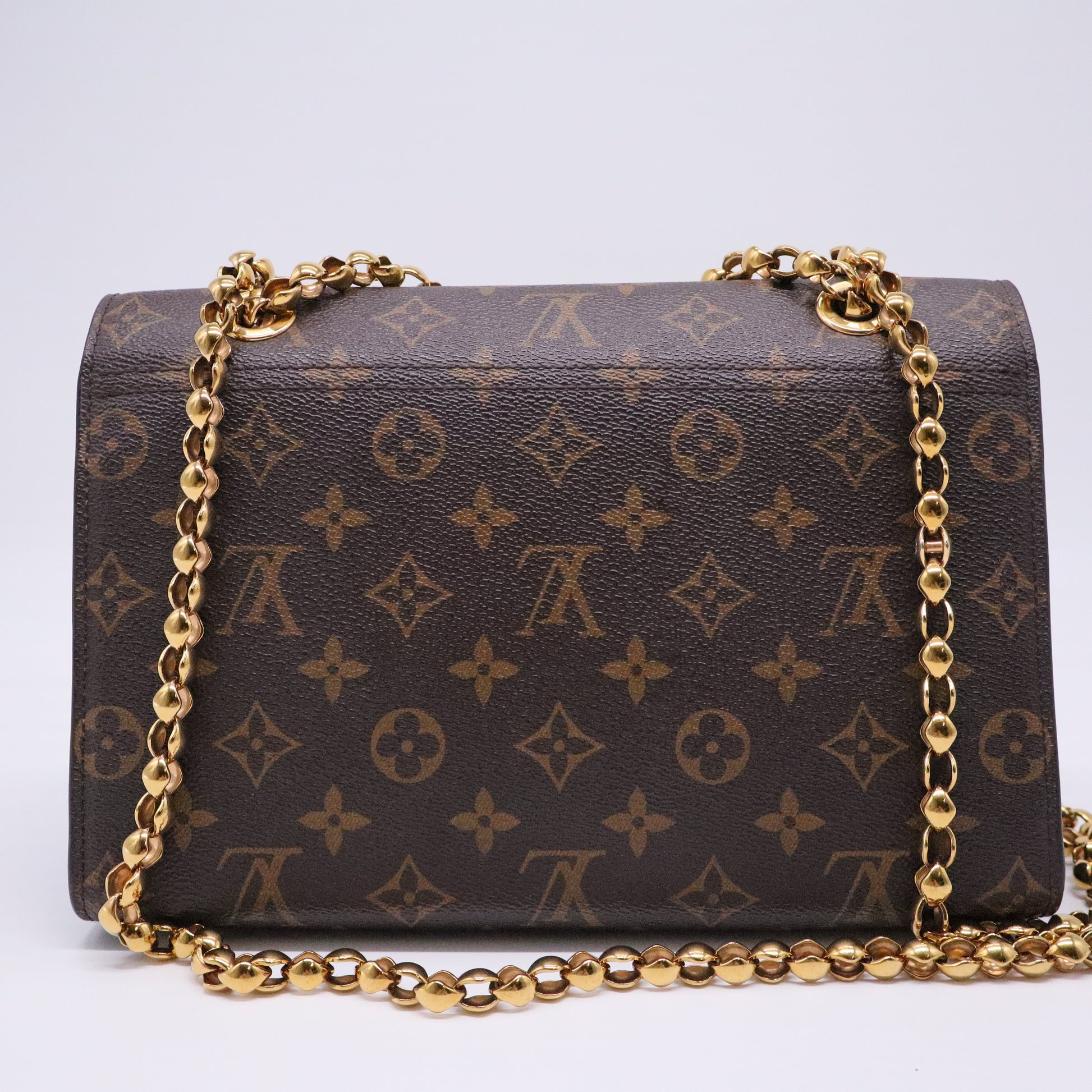 Monogram Victoire Black