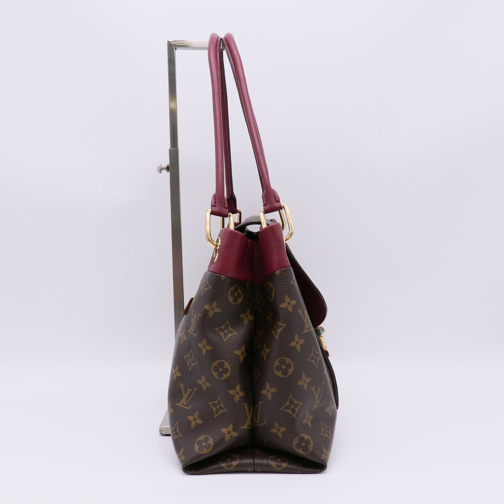 Louis Vuitton Monogram Canvas Olympe MM B22910