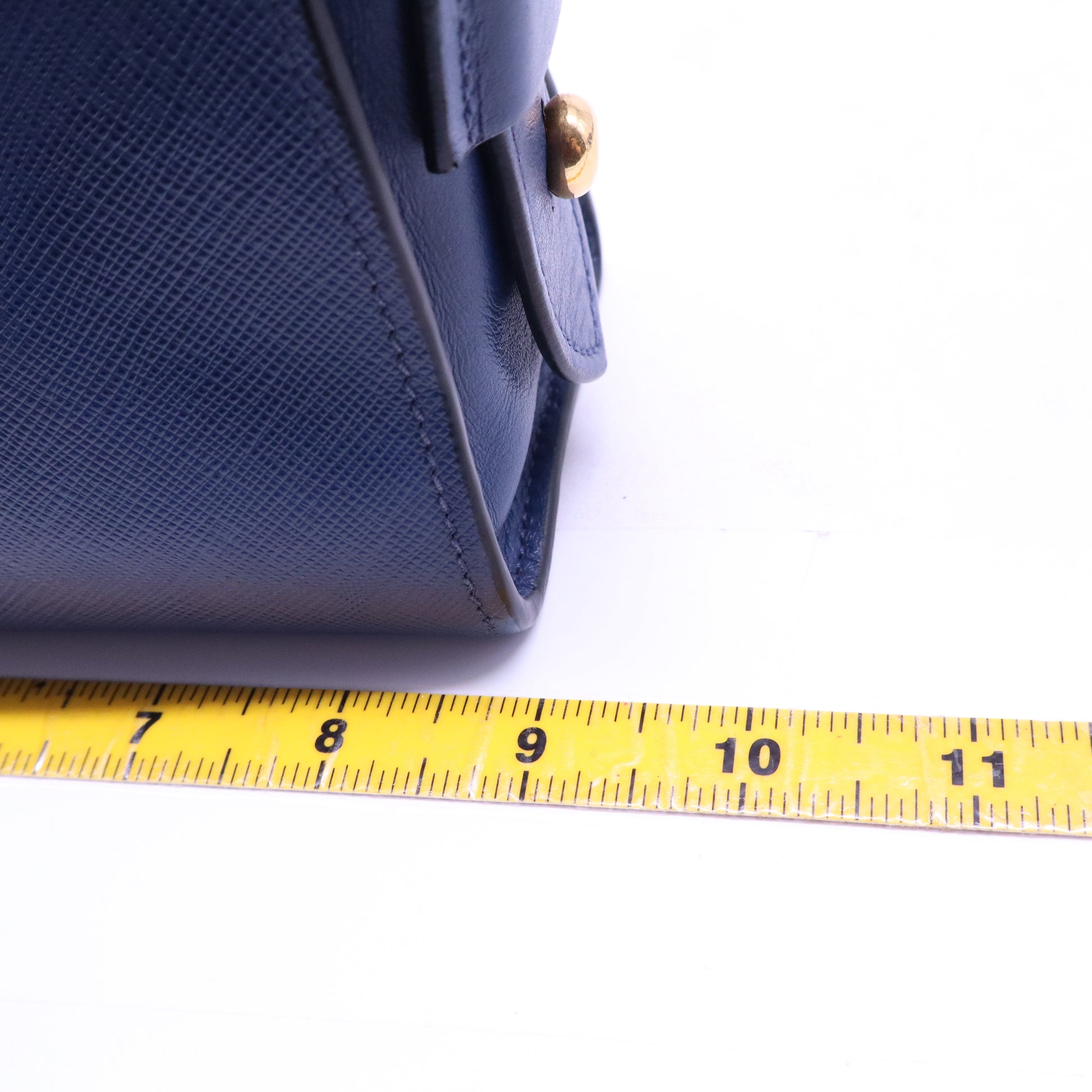 Saffiano City Calfskin Esplanade Crossbody B20611