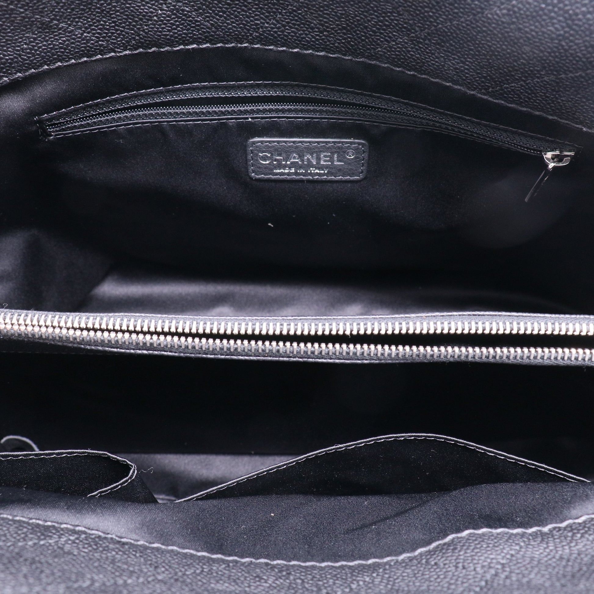 Caviar Quilted Large Urban Companion Top Handle Shopping Tote Black Twins LDJ2824